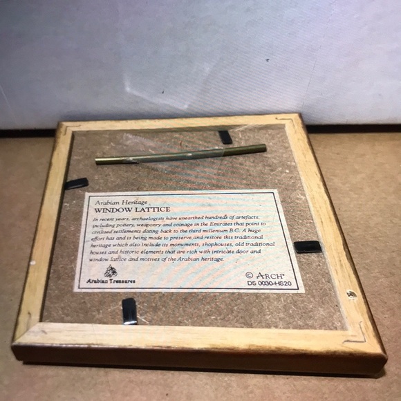Arabian Heritage window lattice wall plaque - Picture 3 of 3